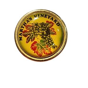 Martha's Vineyard Vintage Lapel Decorative Pin